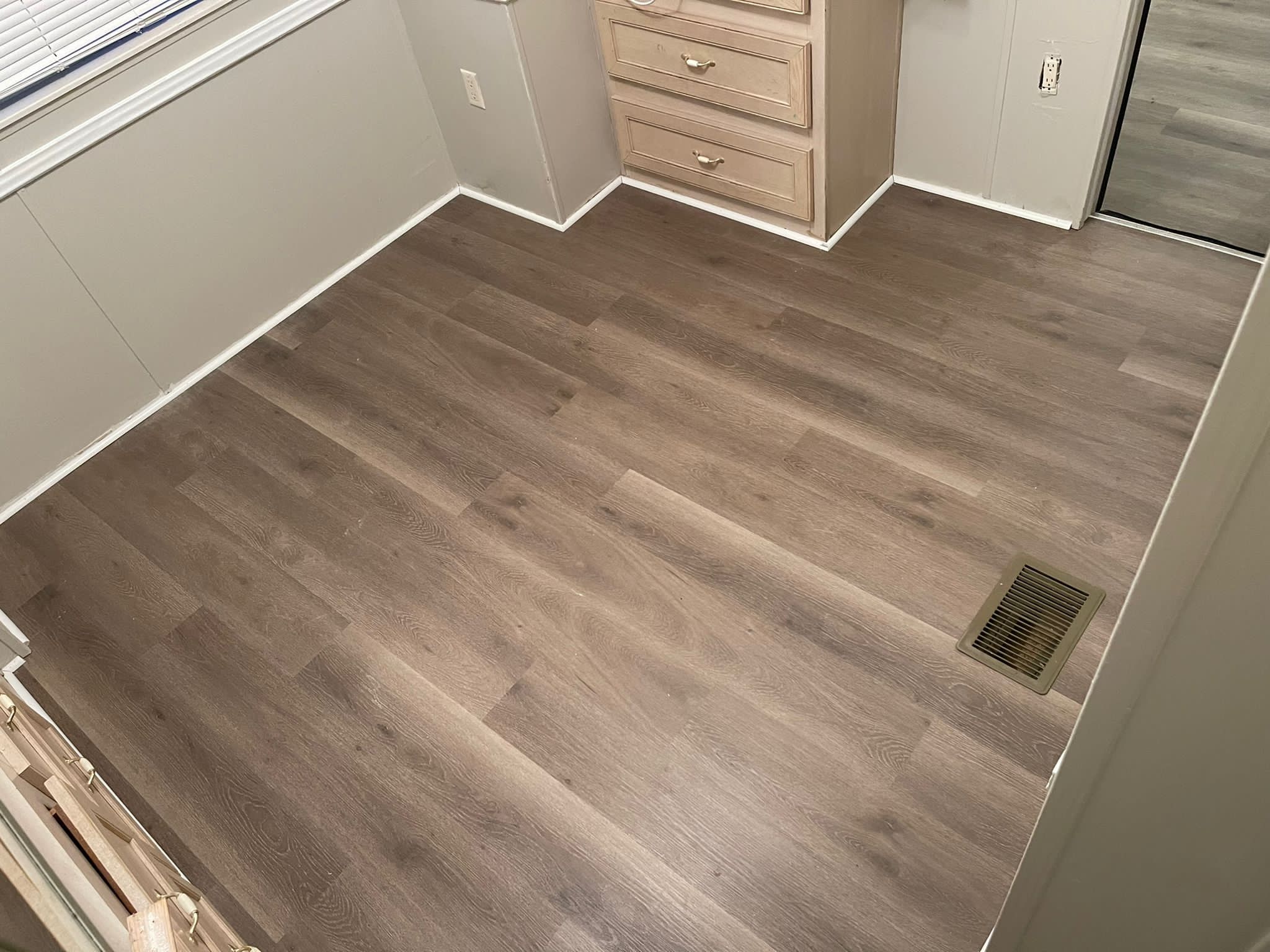 Modern Wood Floor Design